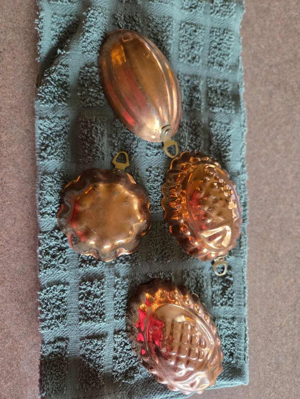 Mid Century Copper Molds (4) Made In Portugal Great Patina